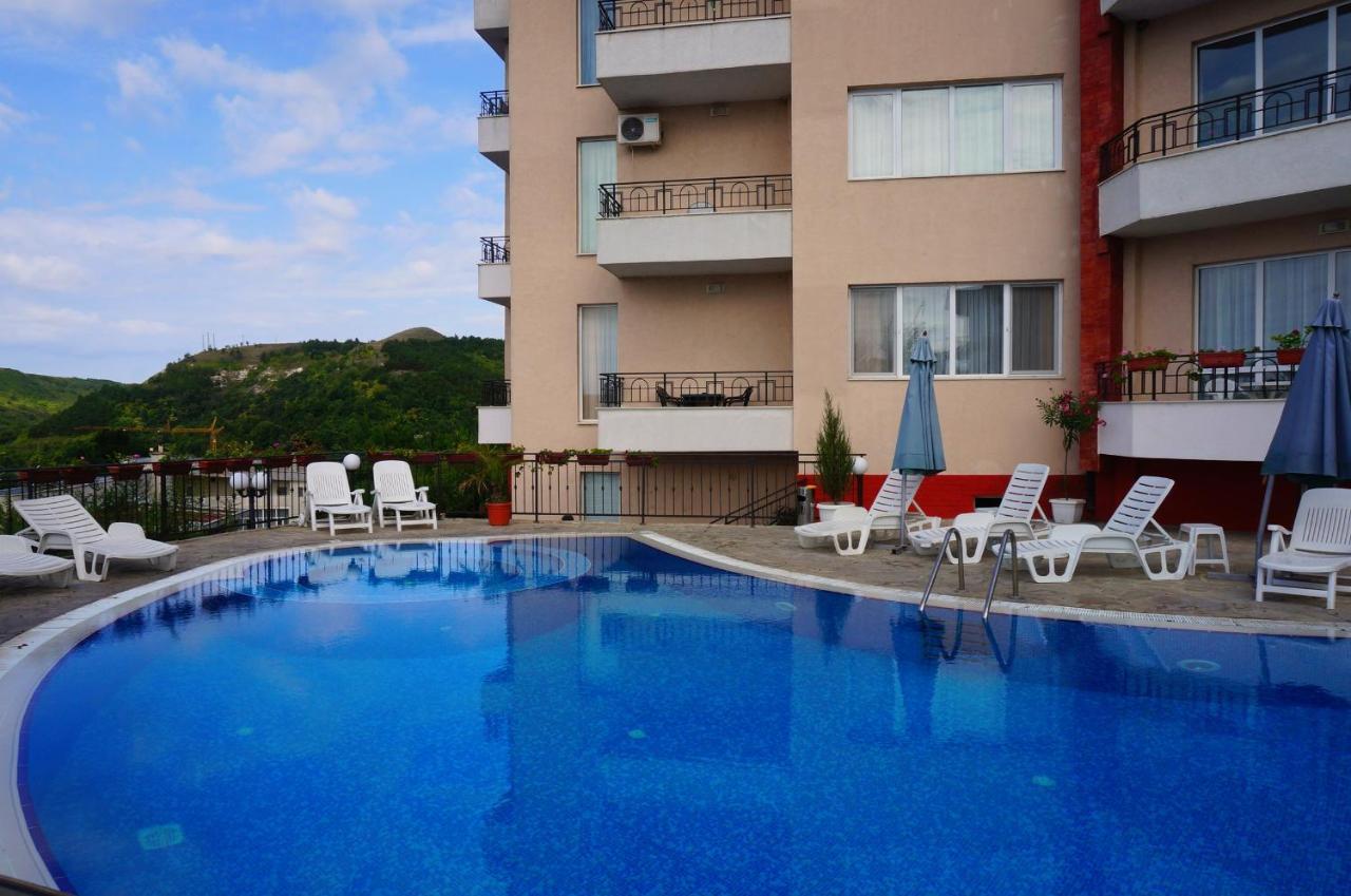 Апартаменти Свети Георги - Saint George Apartments 카바르나 외부 사진